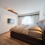 Eden C By Vacations, Exklusive Mit Terrasse & Parkplatz Im Zentrum Apartment Arosa
