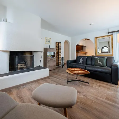 Eden C By Vacations, Exklusive Mit Terrasse & Parkplatz Im Zentrum Appartement Arosa