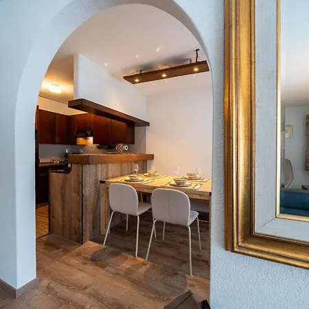 Eden C By Vacations, Exklusive Mit Terrasse & Parkplatz Im Zentrum Appartement Arosa