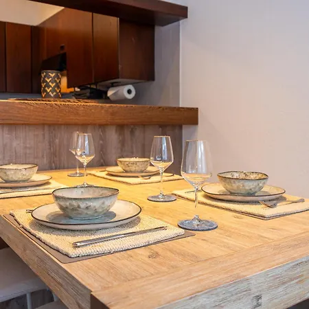 Eden C By Vacations, Exklusive Mit Terrasse & Parkplatz Im Zentrum Arosa