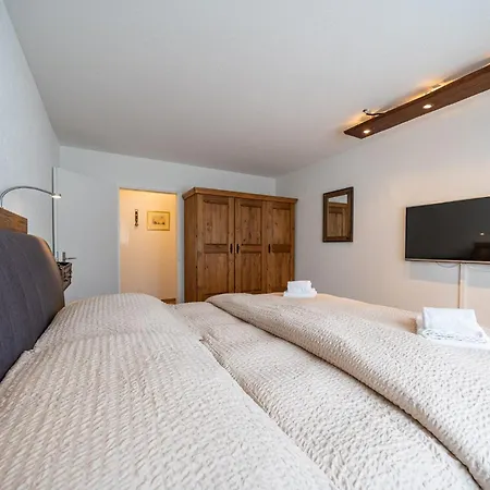 Eden C By Vacations, Exklusive Mit Terrasse & Parkplatz Im Zentrum Appartement Arosa