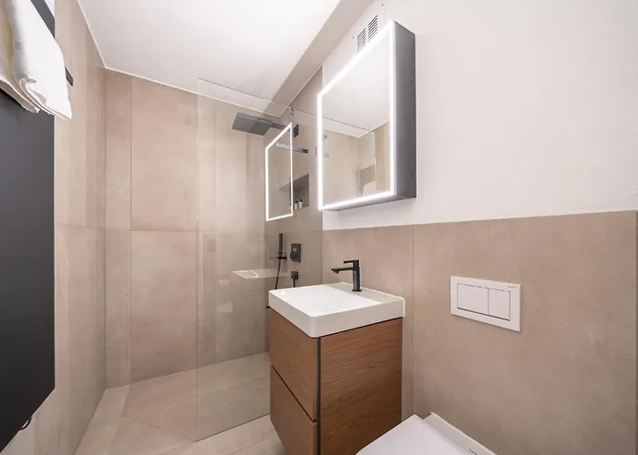 公寓 Eden C By Vacations, Exklusive Mit Terrasse & Parkplatz Im Zentrum *