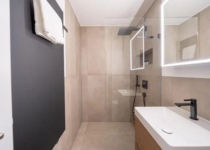 Eden C By Vacations, Exklusive Mit Terrasse & Parkplatz Im Zentrum Apartamento Arosa